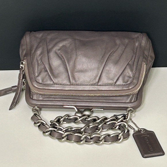 COACH Parker Smooth Leather Kiss Lock Shoulder Bag in Gray - Picture 6 of 9